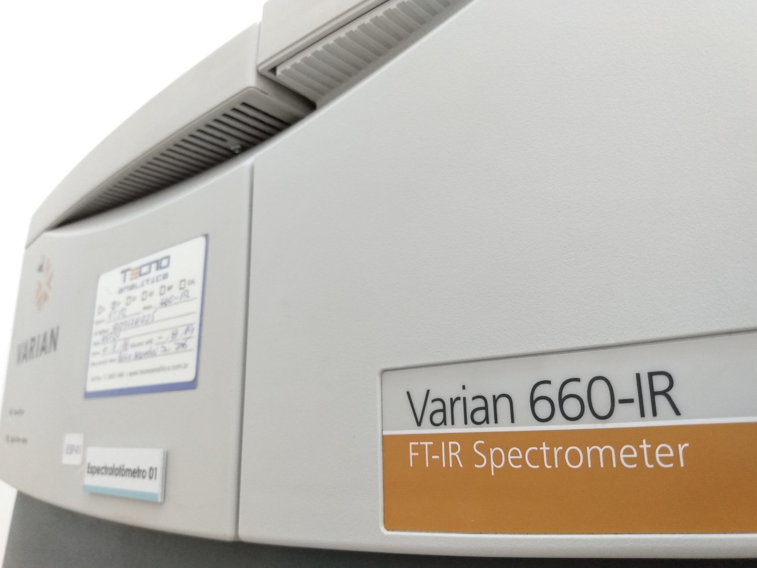 Estrutura e rotina do laboratório Celacanto Análises Ambientais